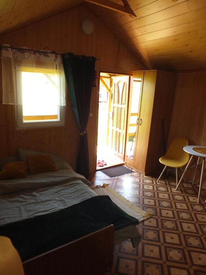 Wakacyjne Domki Nad Jeziorem U Falow Holiday home *