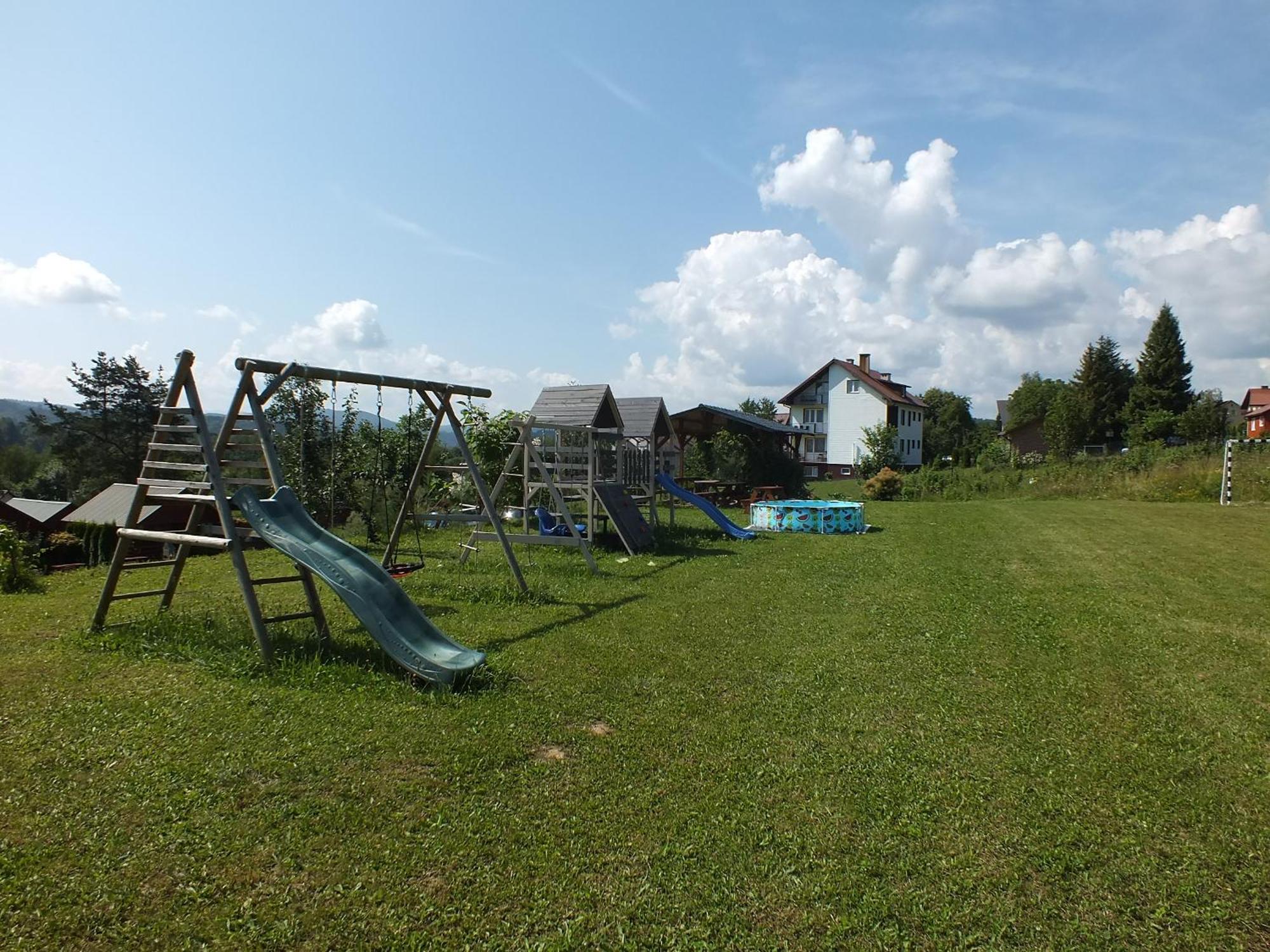 Holiday home Wakacyjne Domki Nad Jeziorem U Falow *